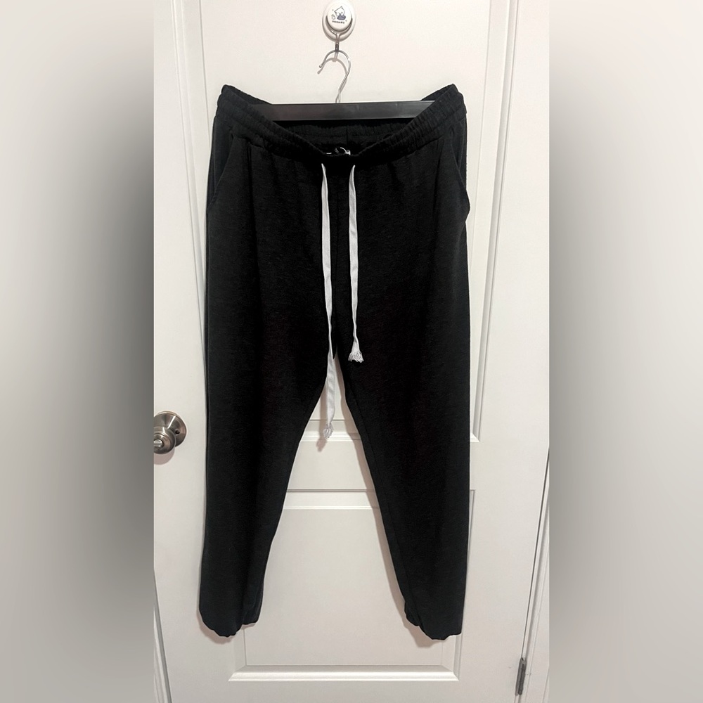 Amazon Comfort Grey thin joggers